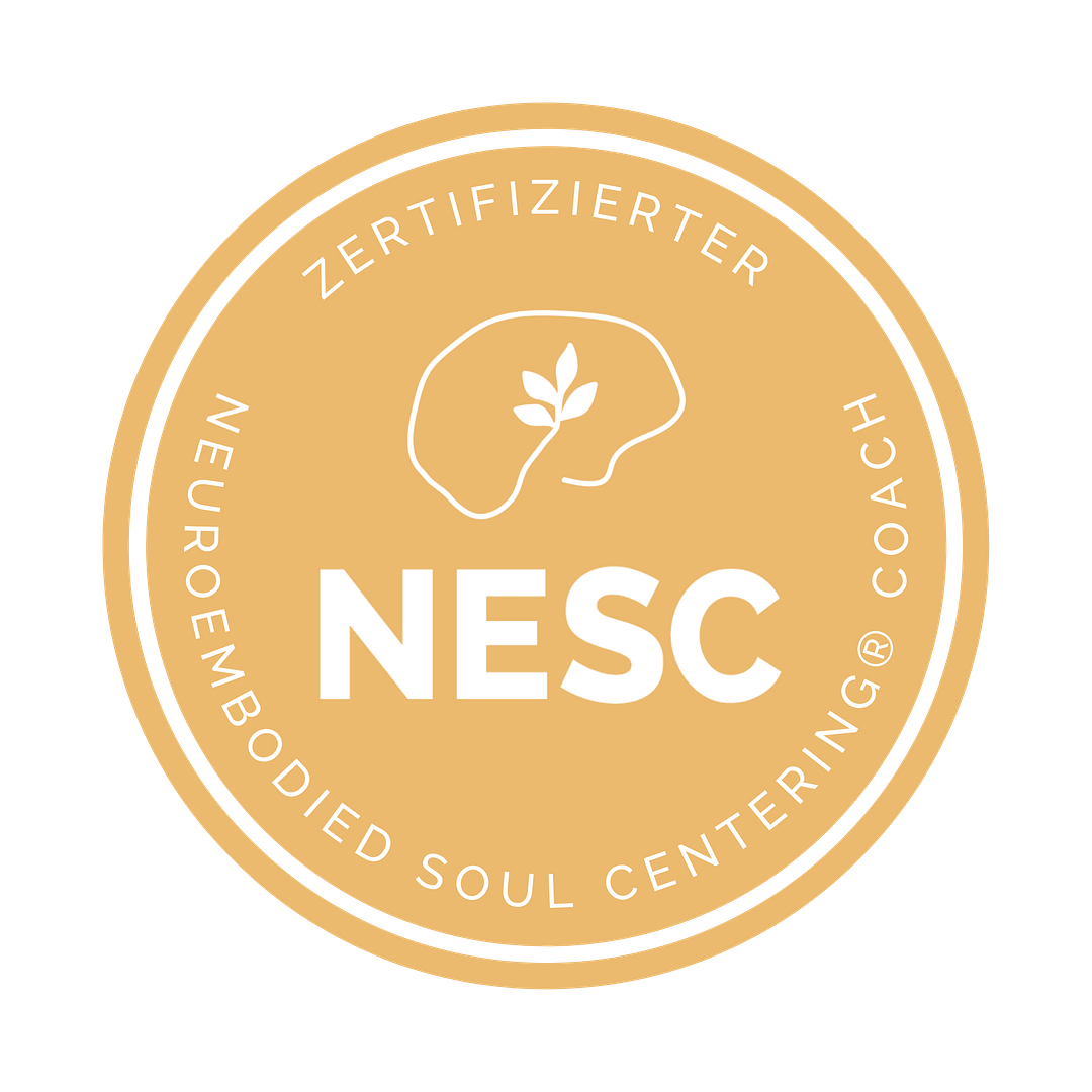 Zertifizierungssiegel-neuroembodied-soul-centering-coach